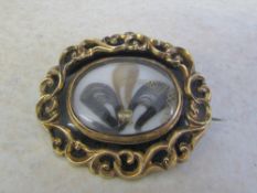 Tested as 9ct gold mourning brooch L 5 cm total weight 30.