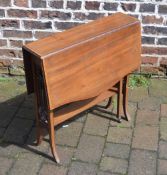 Small Edwardian mahogany Sutherland table