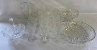 Assorted glassware inc cut glass bowl etc
