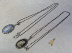 2 Wedgwood pendants with silver chains & a 9ct gold 'A' initial pendant