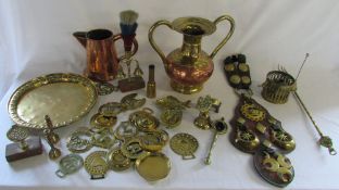 Assorted brassware inc horse brasses