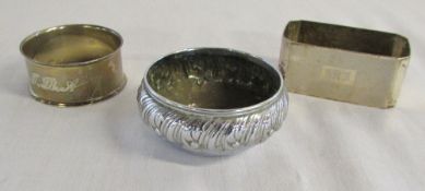 Silver salt Sheffield 1897 and 2 napkin rings inc Birmingham 1974 total weight 2.