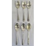 6 silver teaspoons Sheffield 1934 (3) Sheffield 1950 (2) 1953 (1) total weight 2.