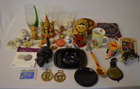 Various ceramics, glassware,