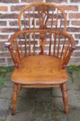 Elm and yew wood Windsor chair with pierced splat