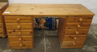 Pine desk/dressing table