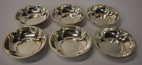 6 silver matching dessert bowls / dishes, Sheffield 1975, Cooper Brothers & Sons Ltd,