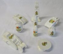 David N Robinson collection - Louth crested china