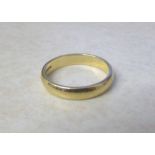 18ct gold wedding band weight 2.
