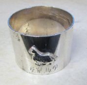 Silver napkin ring with dog motif Edinburgh 1967 weight 1.