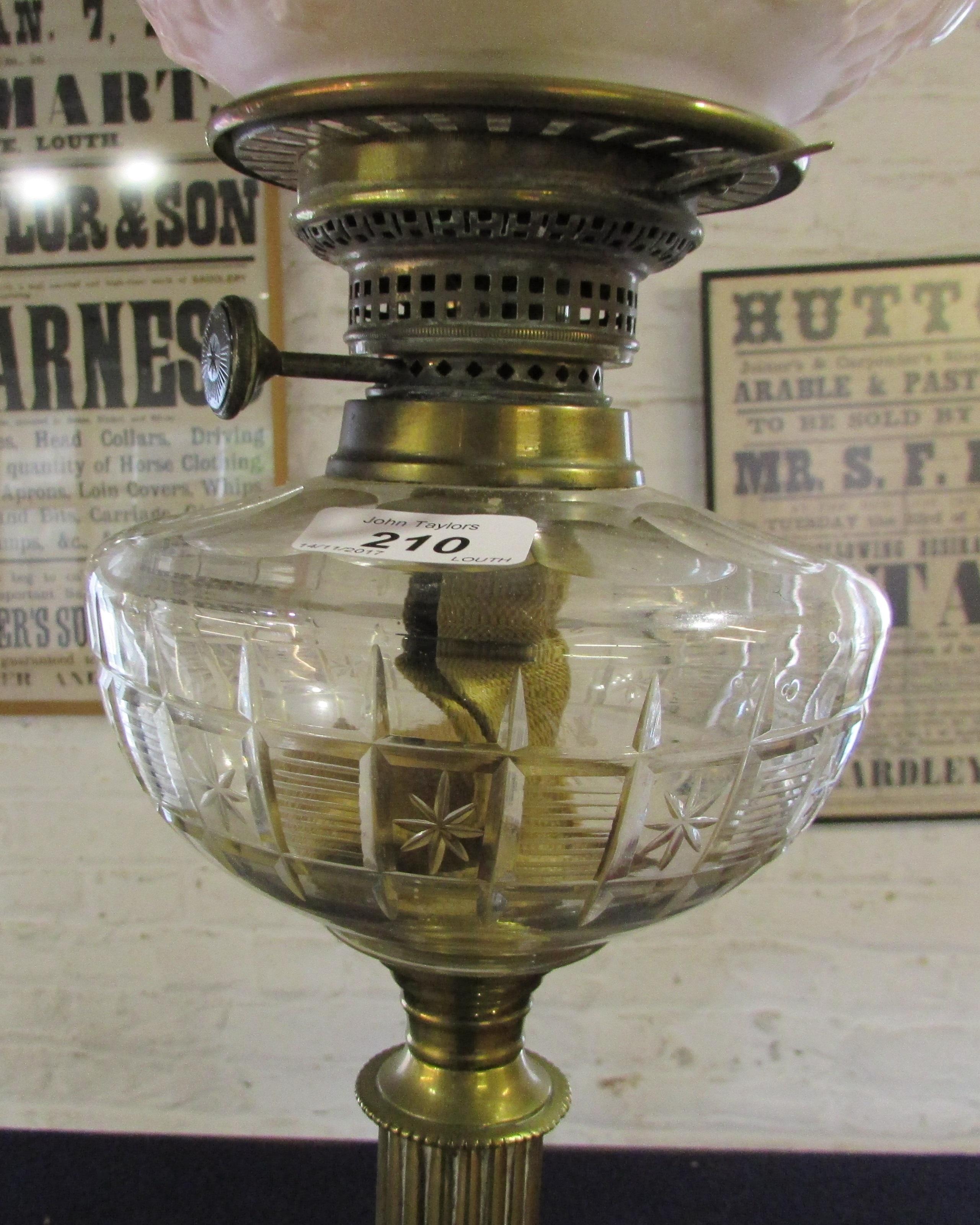 Victorian paraffin lamp on a brass column with a cranberry glass shade - Image 3 of 8