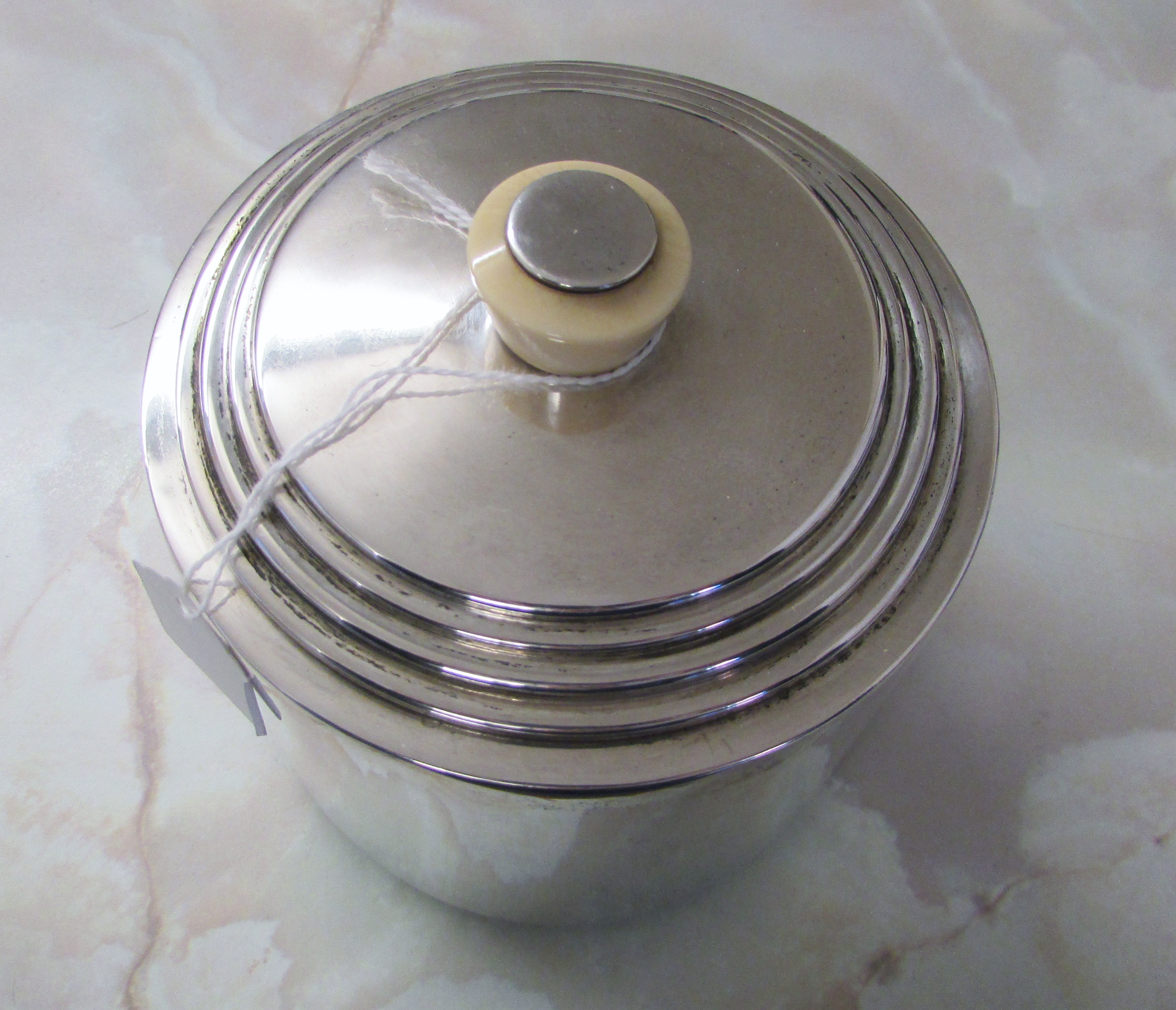 Silver Art Deco biscuit barrel London 1933 weight 18. - Image 3 of 5