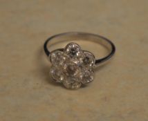 18ct gold daisy diamond ring size O