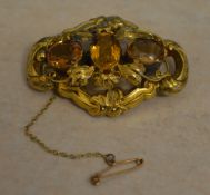 Victorian Pinchbeck ornate 3 stone brooch with synthetic citrine and safety chain