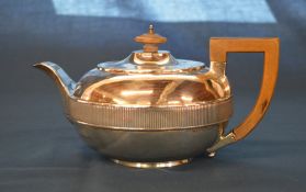 Georgian silver teapot, London 1806,