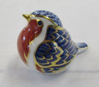 Royal Crown Derby paperweight of a robin with gold stopper