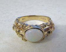 9ct gold opal ring weight 5.