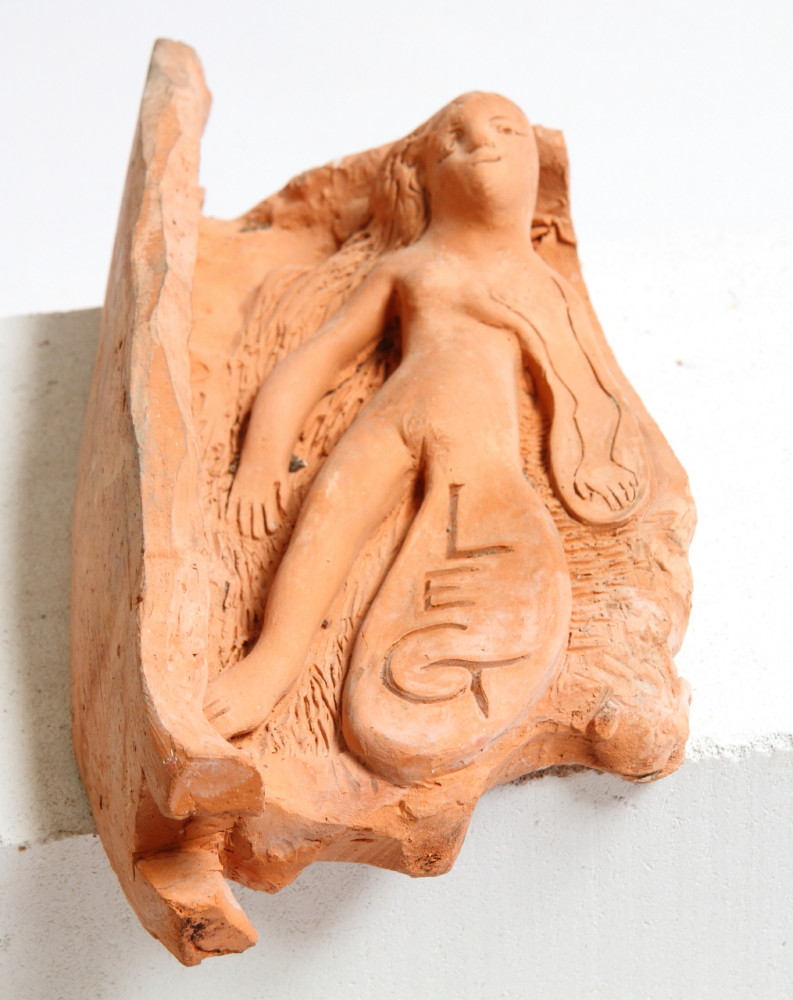 David Arnatt: a terracotta figure, "Leg", 3 1/4" high (chips) - Image 3 of 3