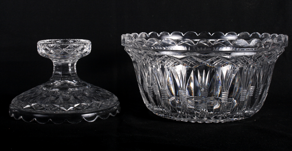 A cut crystal bowl on stand, 11 3/4" high - Image 2 of 4