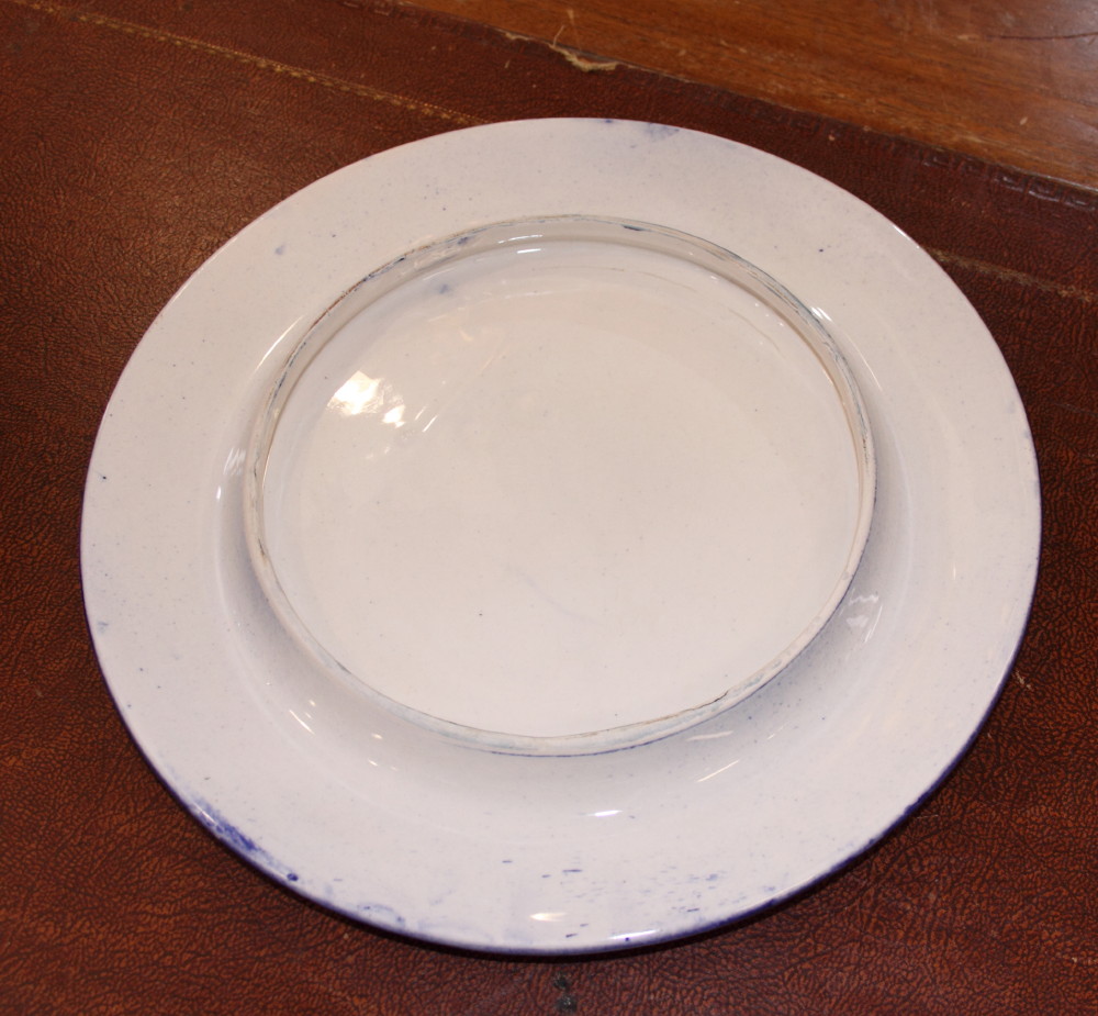 A blue and white cheese dish with domed cover and a blue and white tureen and stand - Image 6 of 6