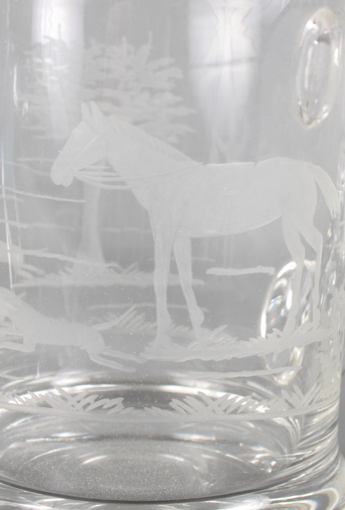 A 20th Century Webb glass footed vase engraved bird in flight, 6 1/2" high, and an etched glass - Image 4 of 4