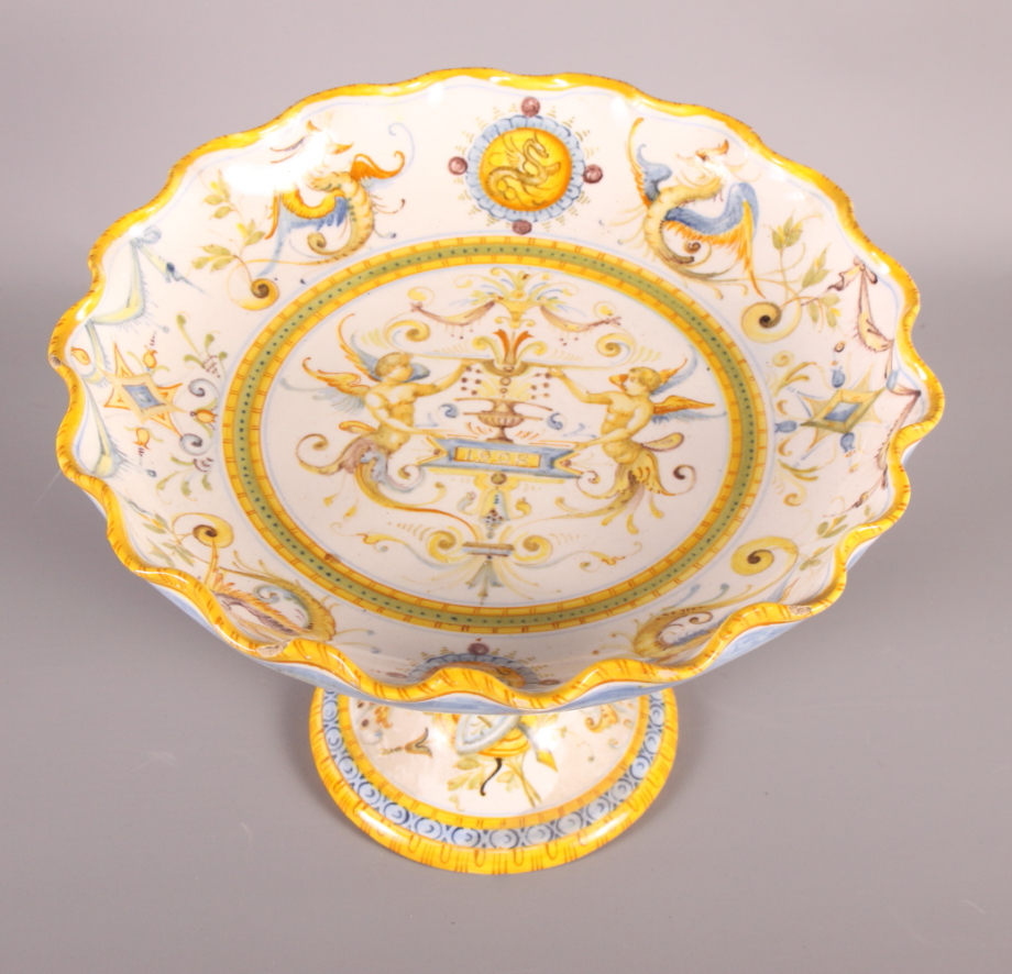 A Cantagali majolica dessert service comprising three stands, an ewer and fourteen plates with - Image 3 of 4