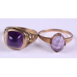 A 9ct gold dress ring set single amethyst cabochon, size P, 4.4 g, together with a similar 9ct