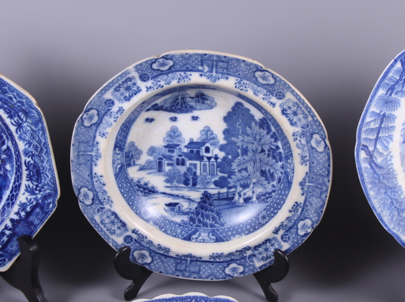 An early 19th century blue and white transfer decorated chestnut basket, a similar osier plate, four - Image 5 of 12