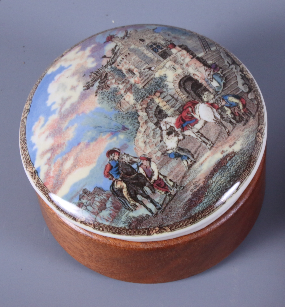 Five 19th century Prattware pot lids including The Wolf and the Lamb, On Guard and three others - Image 2 of 6