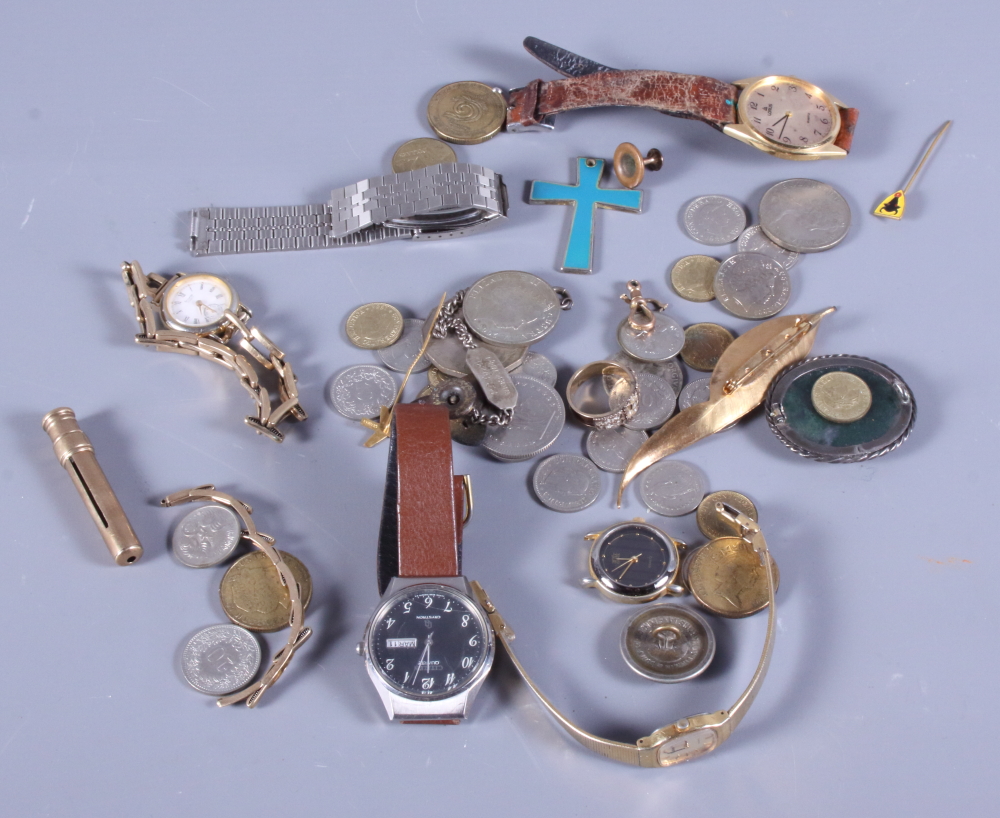 A lady's wristwatch with 9ct gold expanding bracelet, a section of 9ct gold watch strap, a 19th