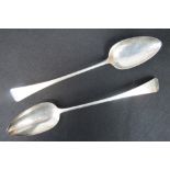 A large pair of Georgian HM silver serving spoons, London 1818, maker Susanna Peppin, 30.