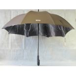 Moshino: brand new double size automatic umbrella, black with lightening storm interior,