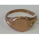 A 9ct rose gold gentleman's signet ring, unengraved, size T, 4.