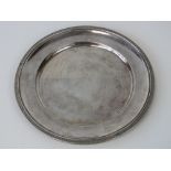 An 800 grade Continental silver plate, marked 800 to rim, weighing 9.5ozt.