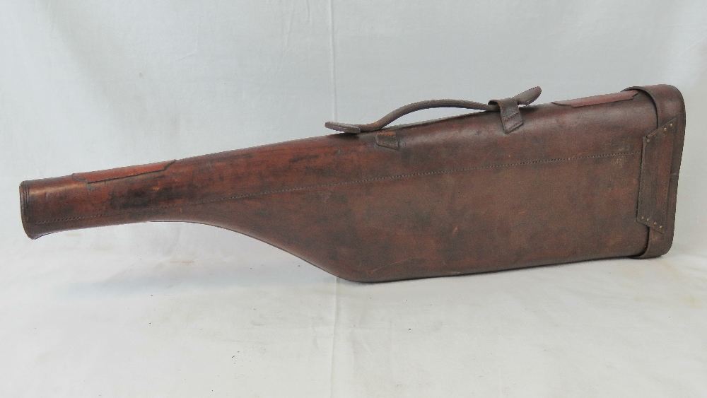 A brown leather leg o'mutton gun case fo - Image 2 of 2