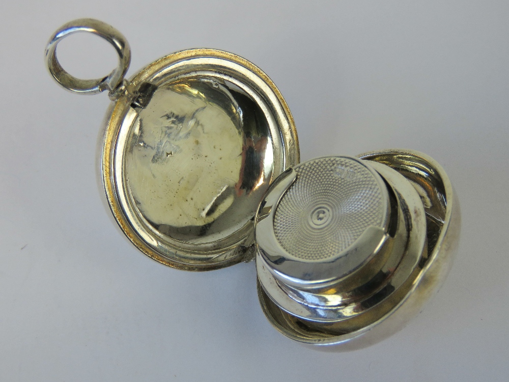 A HM silver sovereign and half sovereign holder, hallmarks lightly worn probably Chester 1900, - Image 3 of 5