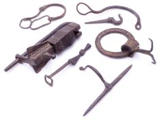 AN EARLY WROUGHT IRON PADLOCK, RETAINING ORIGINAL SLIDE KEY. PROBABLY NEPAL OR TIBET. 17TH/ 18TH