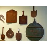 A LATE 18TH/ EARLY 19TH CENTURY MAHOGANY OAT CAKE COOLING TRAY TOGETHER WITH FOUR SHAPED CUTTING