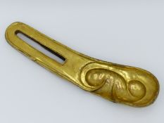 AN INTERESTING EASTERN GOLD ON COPPER RITUAL SPOON OR LADLE. PROBABLY 18TH / 19TH CENTURY CHINA OR