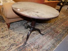 A GEORGIAN OAK TRIPOD TABLE