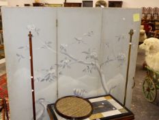 AN ORIENTAL HARDWOOD URN STAND TOGETHER WITH A REGENCY STYLE PAINTED THREE FOLD SCREEN, A POLE