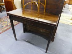 A GEORGIAN MAHOGANY FOLD OVER TEA TABLE. 90cms WIDE.