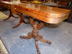 A GOOD EARLY 19TH.C.MAHOGANY FOLD OVER TEA TABLE ON LYRE SUPPORT AND CARVED QUADROPED LEGS. 92cms