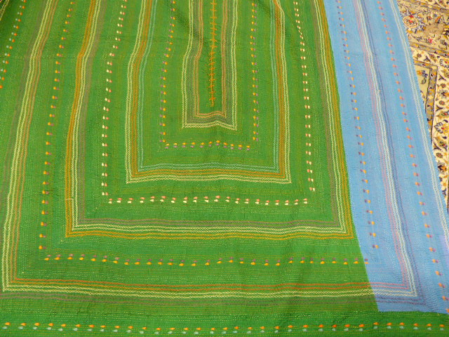 TWO GUNDRA RALLI SHAWLS, FINE STITCH VINTAGE - Image 3 of 37