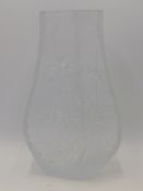 A LALIQUE GLASS UMBELS VASE IN ITS ORIGINAL BOX. 29CMS. HIGH