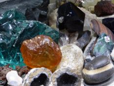 A LARGE COLLECTION OF VARIOUS ROCKS AND MINERALS, LARGE CRYSTAL FORMATIONS ETC. (QTY)