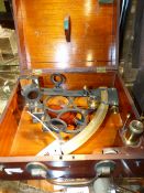 AN EARLY 20TH.C. SEXTANT SIGNED NV OBSERVATOR, ROTTERDAM CONTAINED IN A MAHOGANY CARRY BOX.