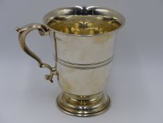 A HALLMARKED SILVER TANKARD, TOWN MARK SHEFFIELD CIRCA 1937. ROBERTS & BELK LTD.