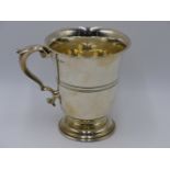 A HALLMARKED SILVER TANKARD, TOWN MARK SHEFFIELD CIRCA 1937. ROBERTS & BELK LTD.