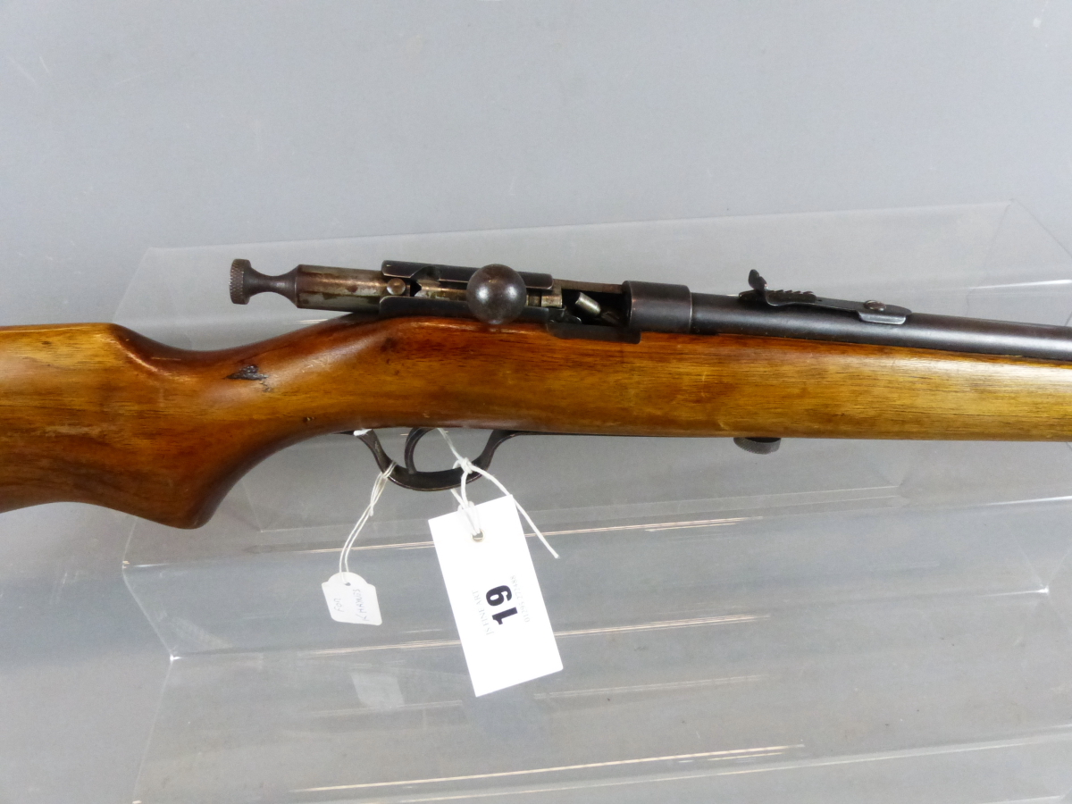 RIFLE. SURESHOT .22LR. BOLT ACTION. SERIAL NUMBER 10885. (ST.NO.3281). - Image 3 of 14